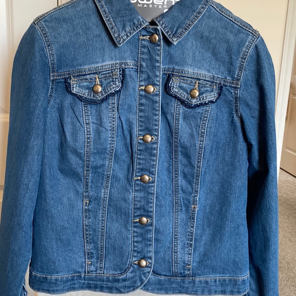 Feminine Denim Jacket.